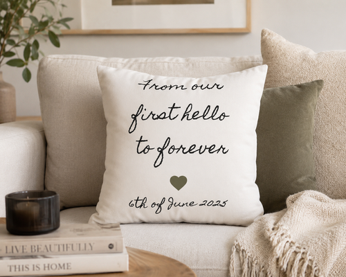 Size guide showing dimensions for the square personalized faux suede pillowcase